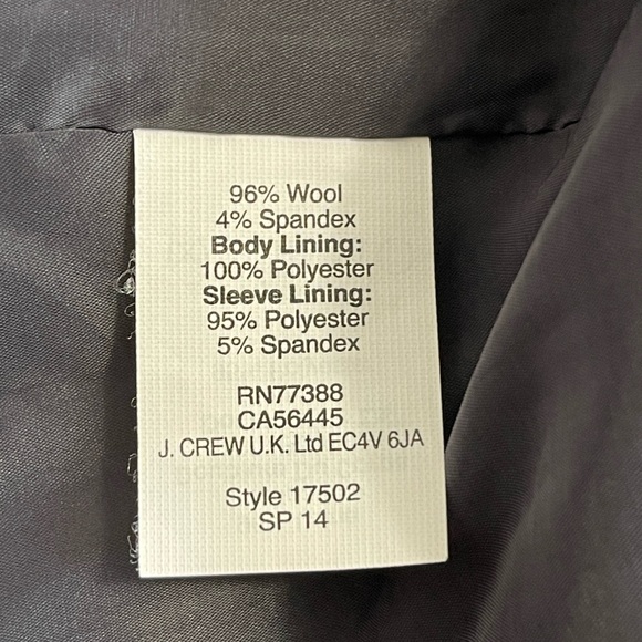 J. Crew 1035 Women’s suit set. Size: 6T - Picture 15 of 15